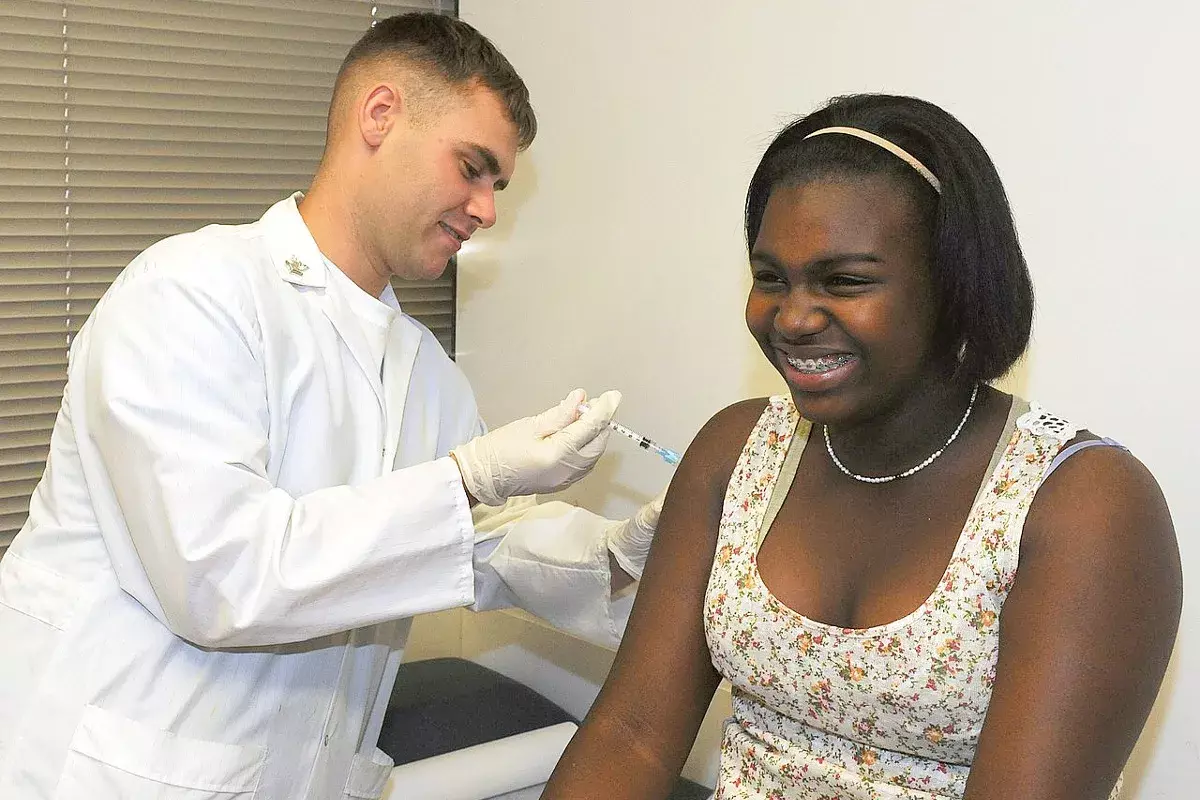 How to Treat Diphtheria: Complete Guide