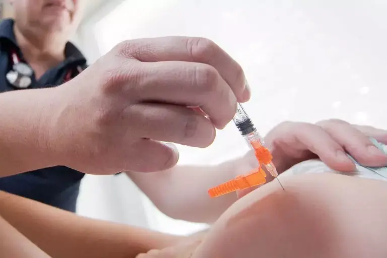 7 Common MMR Immunization Side Effects in Adults: What to Expect
