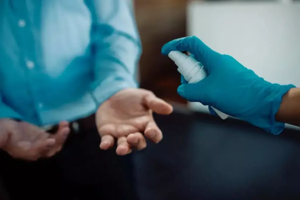 How Long Does a Bacterial Infection Last vs a Viral Infection?