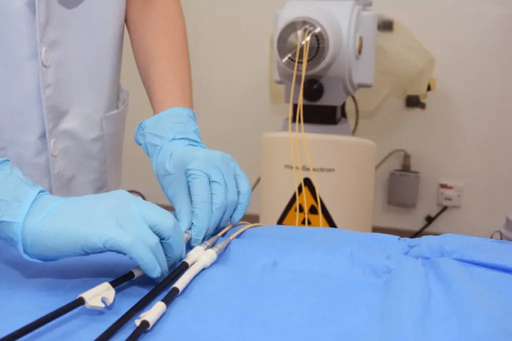 How to Choose the Right ACL Graft: Autograft vs Allograft