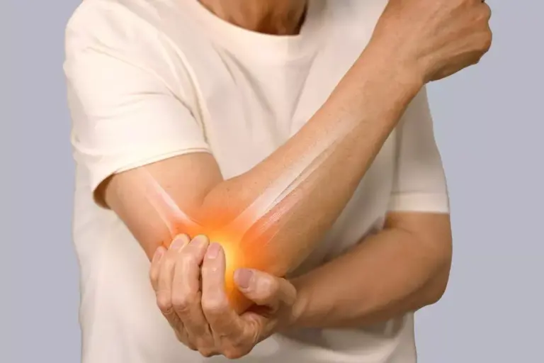 How to Treat Elbow Pain and Swelling: A Step-by-Step Guide