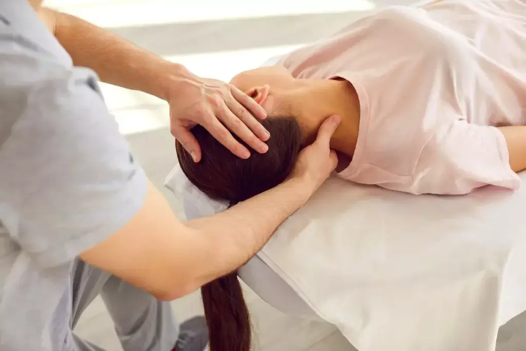 What Is Chiropractic Medicine and How Does It Work?