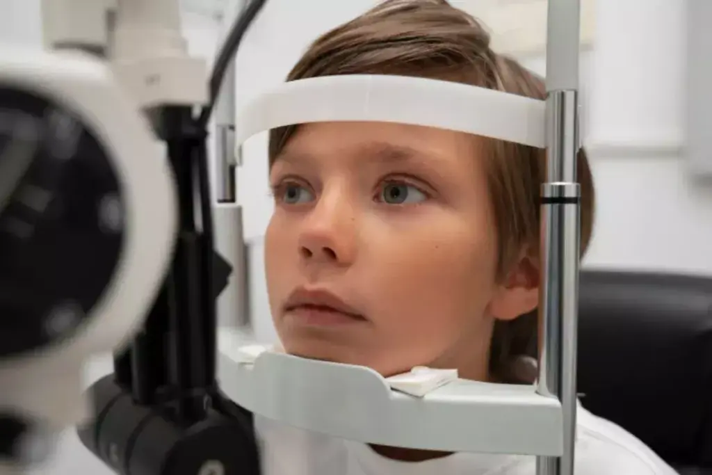 How to Fix Exotropia and Esotropia: Treatment Guide 2 Understanding Exotropia vs Esotropia: Definitions and Diagnosis