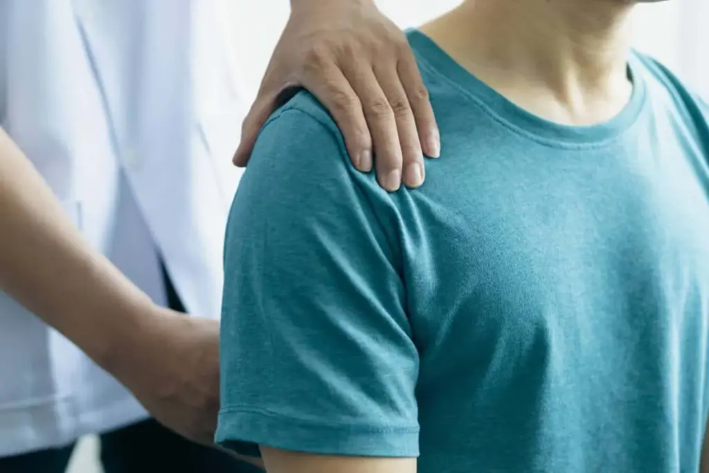 How to Relieve Left Scapula Pain: 7 Effective Solutions