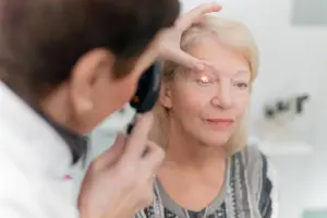 7 Common Degenerative Eye Diseases: Symptoms and Vision Loss