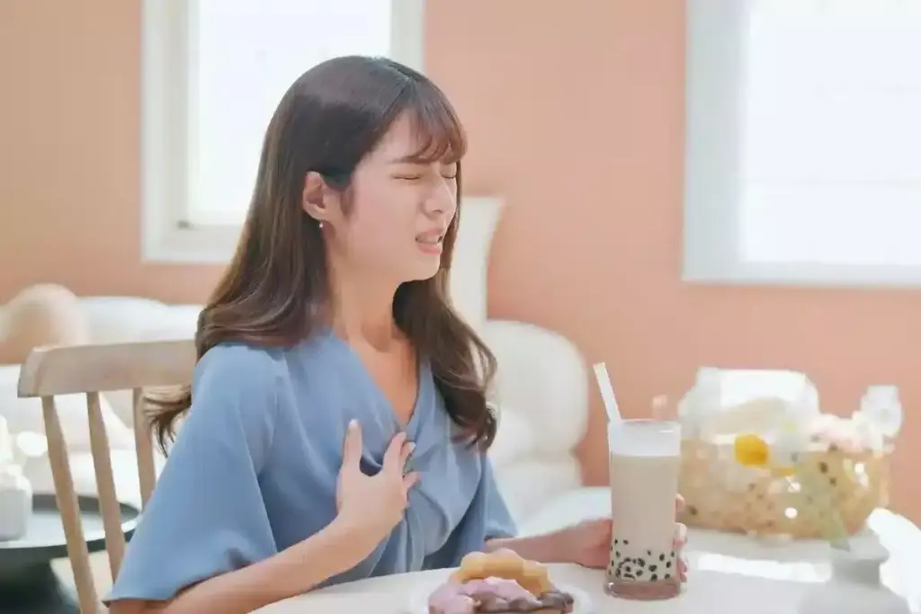 Can Acid Reflux Cause Shortness of Breath? The Scientific Evidence