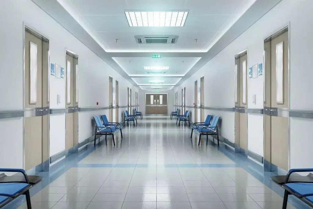 image 7714 LIV Hospital