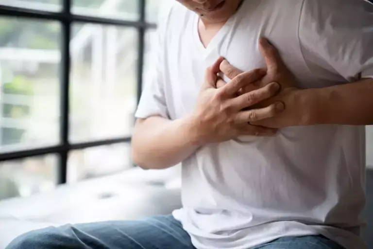 What Causes Heavy Chest with Dry Cough and Sore Throat?