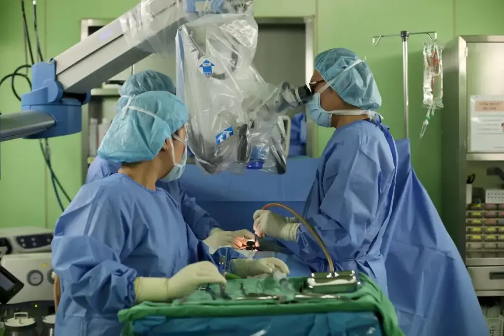 Ai Technology Assisting With Patients: Elite