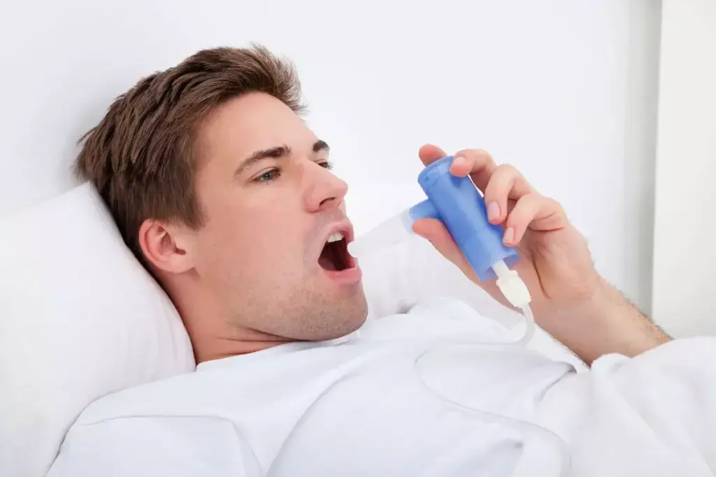 Recognizing Outdoor Mold Allergy Symptoms