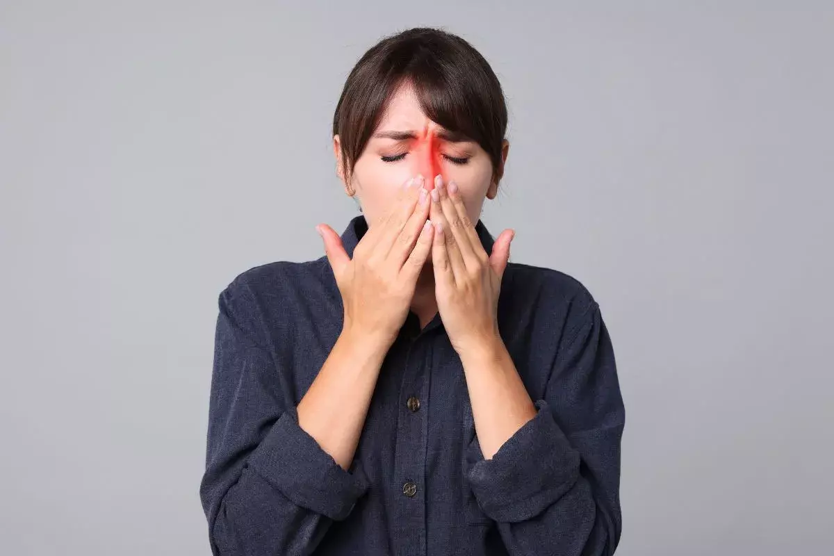 How Long Do Allergies Last vs. a Cold?