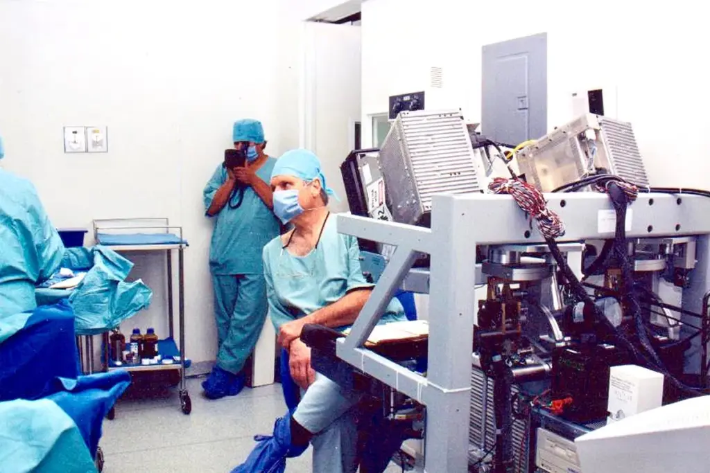 Understanding the Da Vinci Surgical System