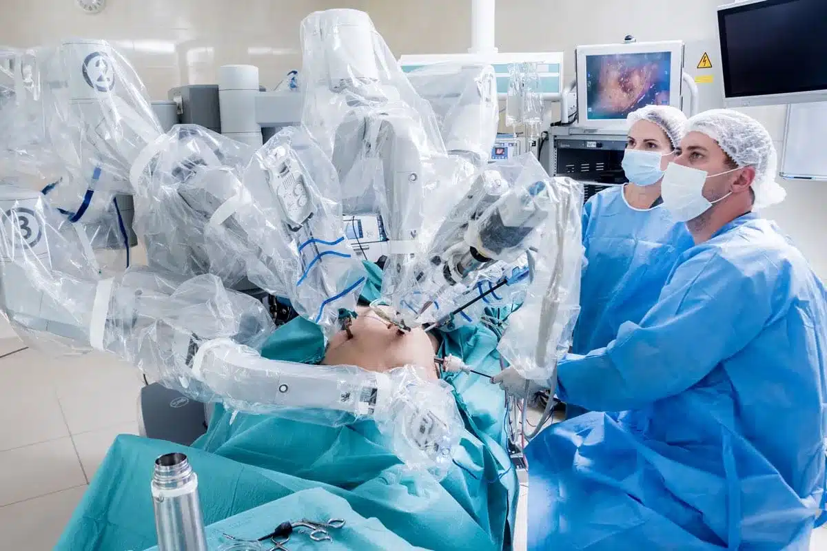 Robots: Performing The Best Elite Surgery