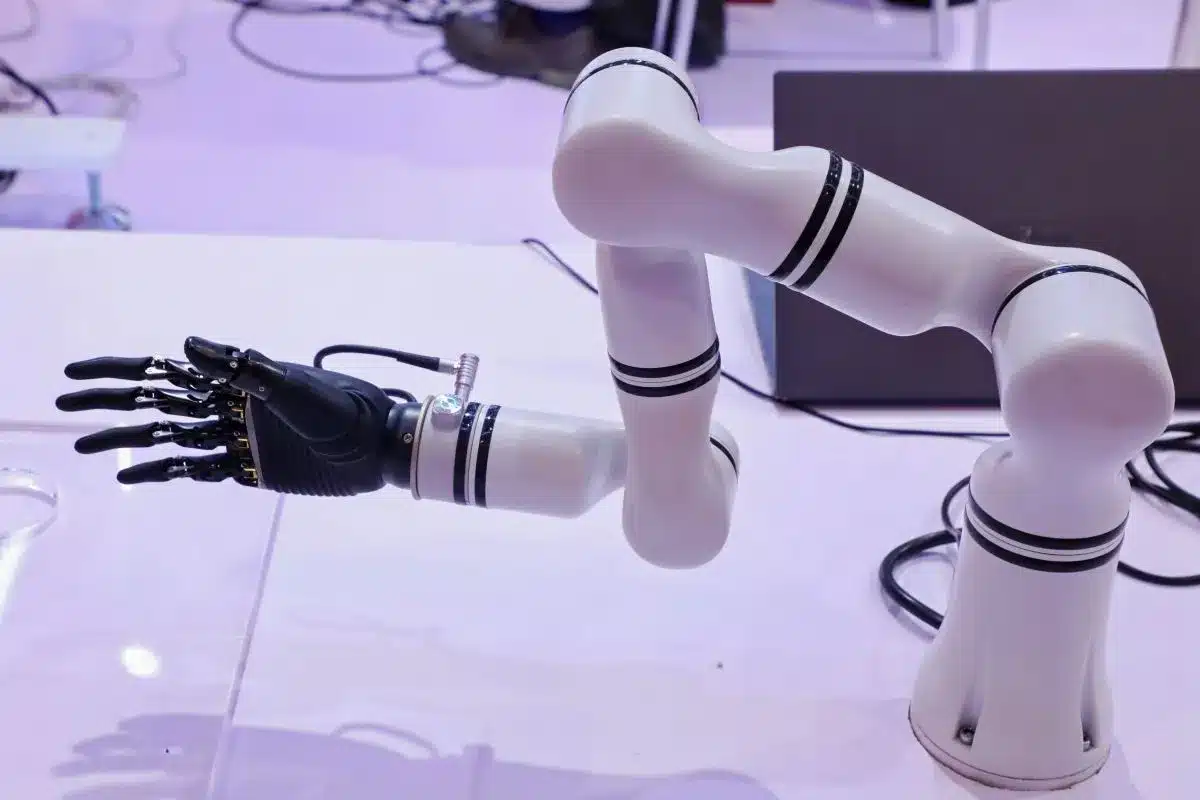 Prosthetic Arm: The Best Elite Life Miracle