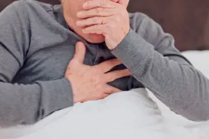 How to Treat Dry Cough and Hives: Relief Guide