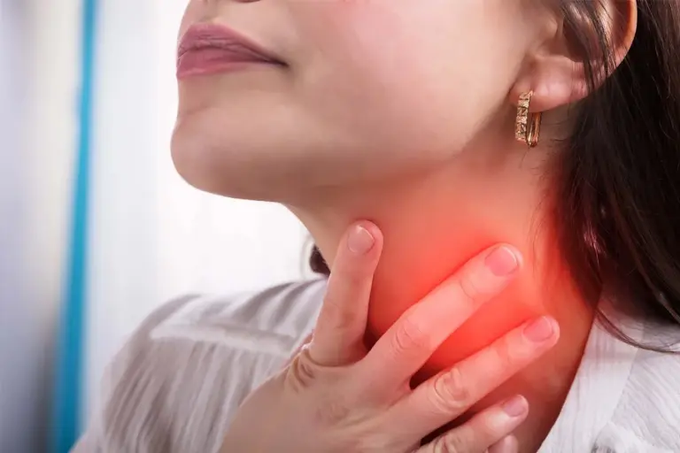 7 Common Cold Symptoms: Body Aches, Sore Throat & Fatigue