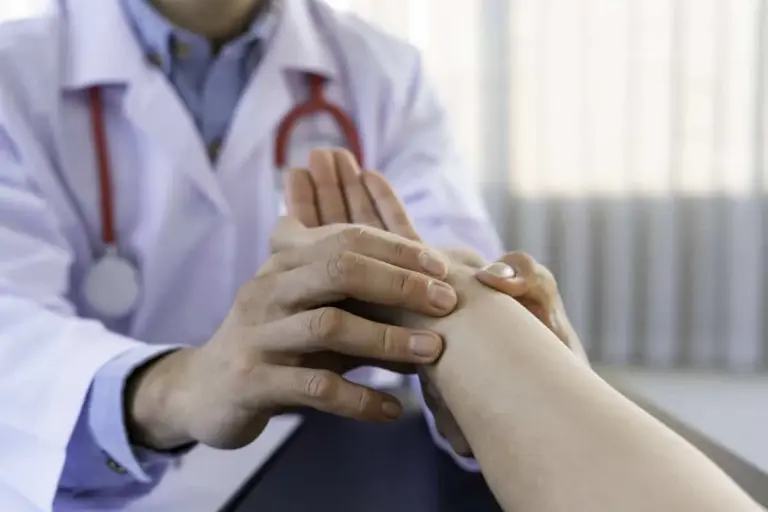 Elbow Surgery: Essential Guide To Amazing Relief