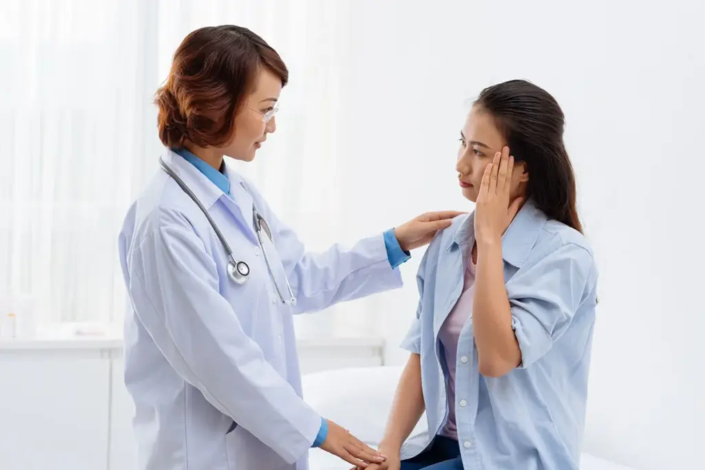 Concussion Symptoms: Five Crucial Warnings