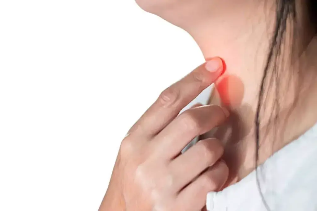 How to Get Rid of Sore Throat and Clogged Ears 2 Understanding the Connection Between Sore Throat and Clogged Ears