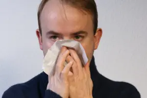 How to Relieve Rhinitis: 5 Ways to Clear Stuffy and Runny Nose