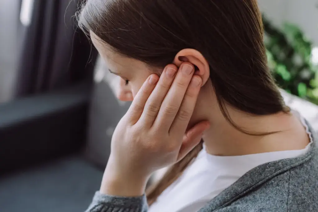 What Causes Ringing in Ears and Dizziness? A Complete Guide