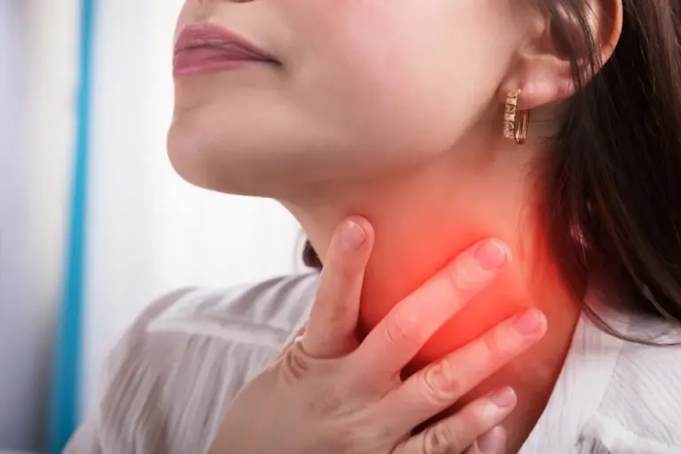 How to Treat Yellow Phlegm and Sore Throat