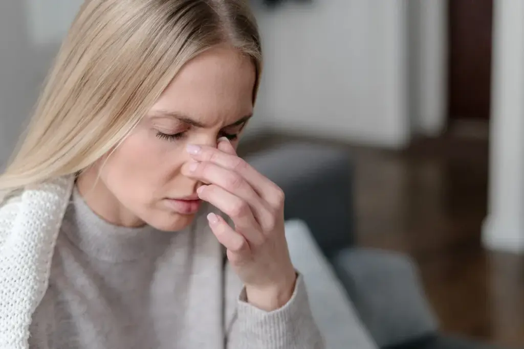 Can a Sinus Infection Cause Vomiting and When to Go to the ER?