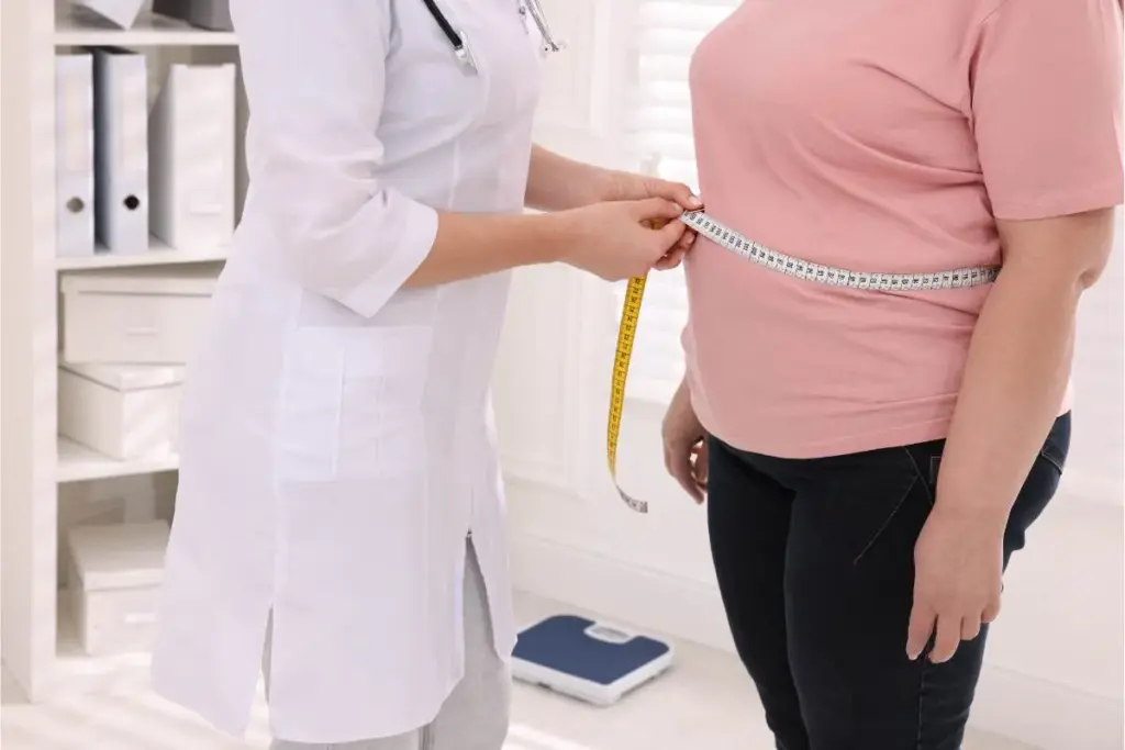 Distinguishing Between Cancer Symptoms and Other Causes of Weight Gain