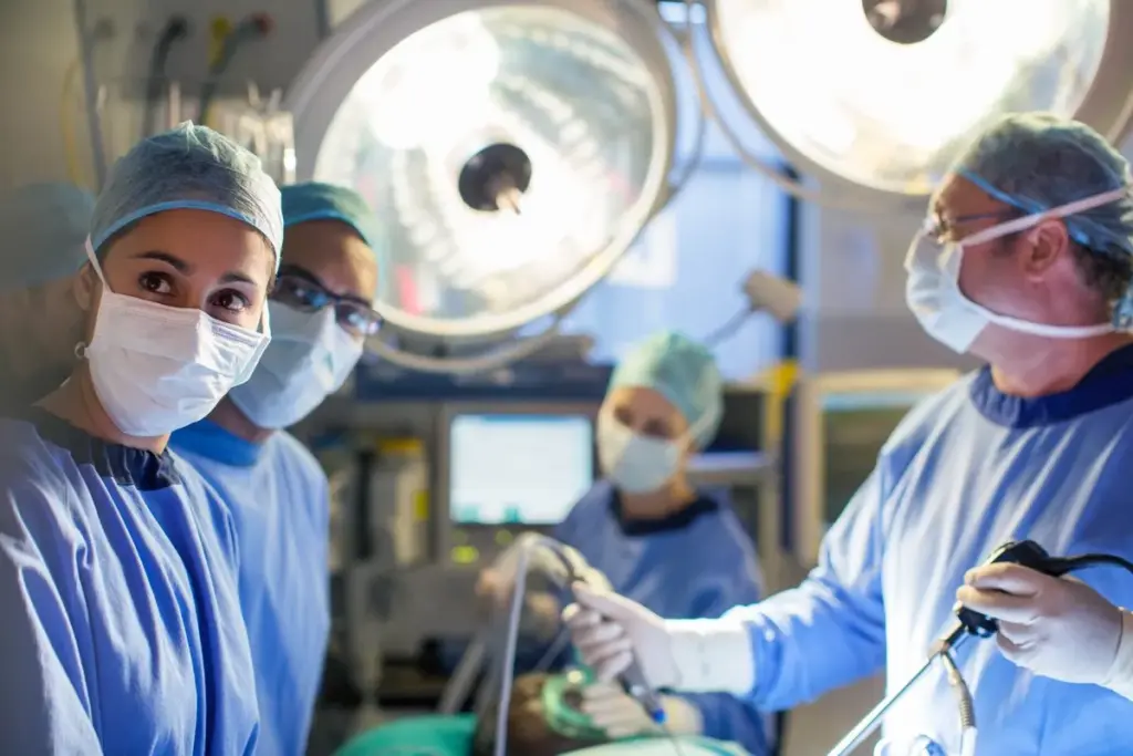 Laparotomy: Best Guide To Hospital Stays 2 Laparotomy: Best Guide To Hospital Stays