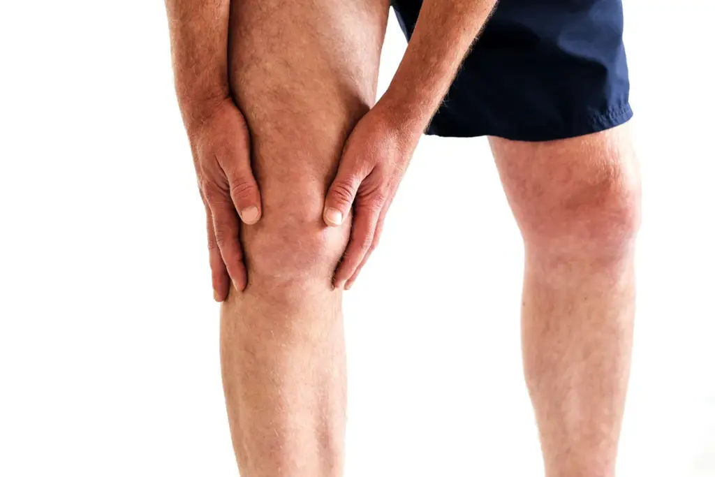 Why Is the Back of My Knee Swollen After Running? 1 Why Is the Back of My Knee Swollen After Running?