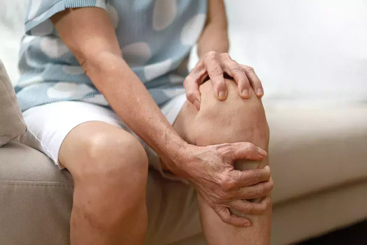 How to Manage Arthritis Pain: Self-Care Strategies