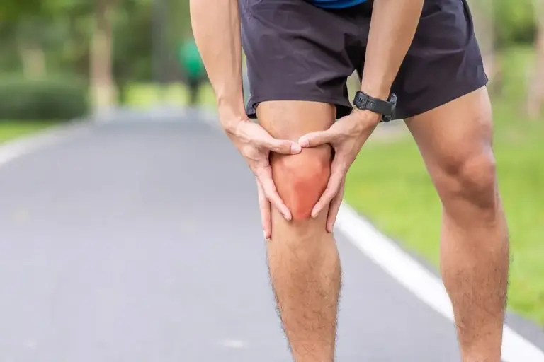 How to Get Fluid Off Your Knee: Complete Treatment Guide