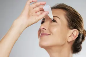 How to Use Restasis Ophthalmic Drops for Dry Eye