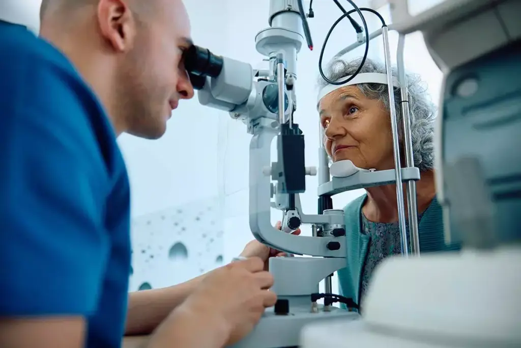 How Quickly Does Glaucoma Progress and Can It Lead to Blindness? 3 How Quickly Does Glaucoma Progress: Timelines and Factors