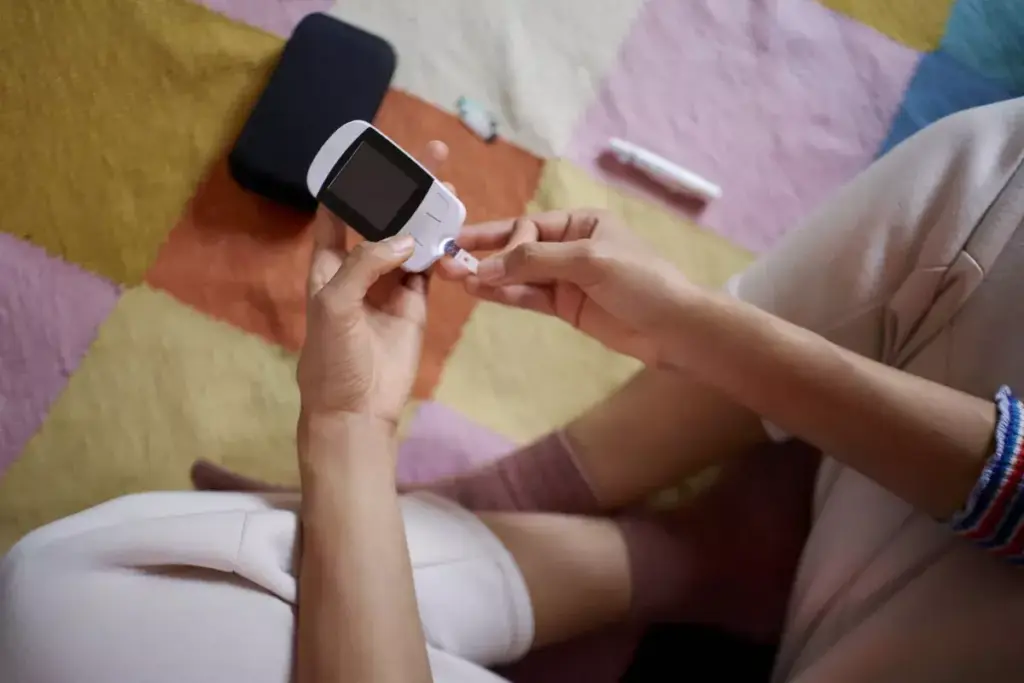 Understanding the Connection Between Low Blood Sugar and Nausea