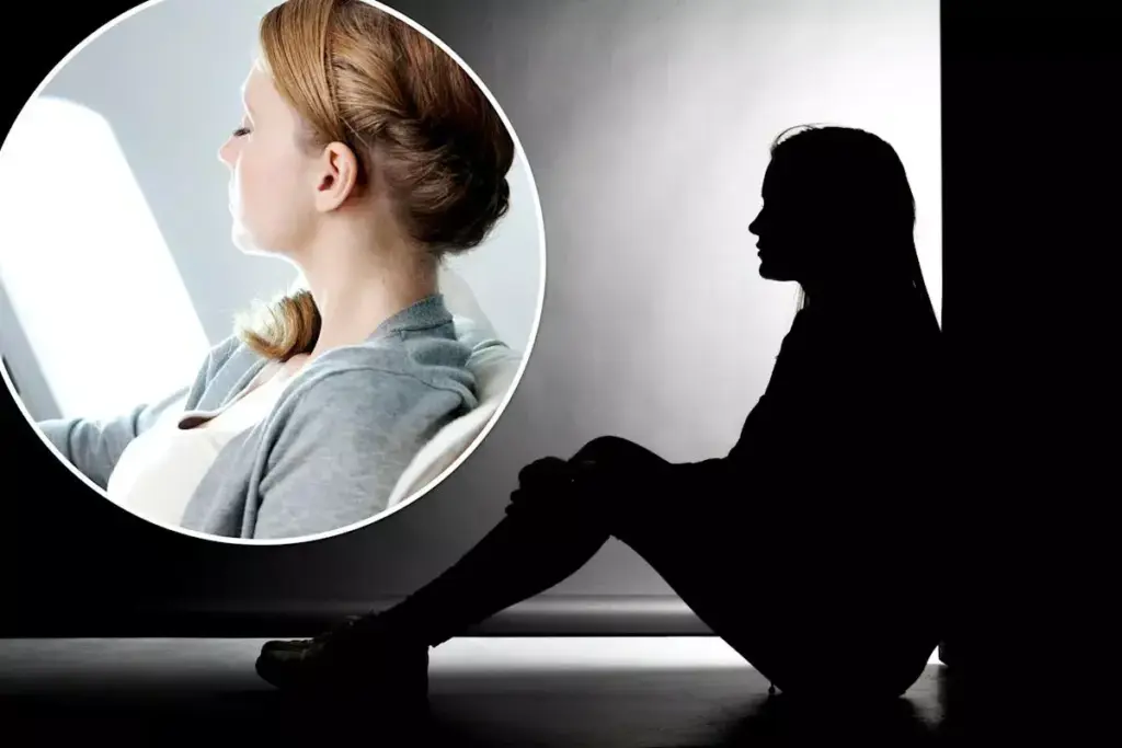 Does Perimenopause Cause Depression? Understanding the Connection 2 image 3076 LIV Hospital