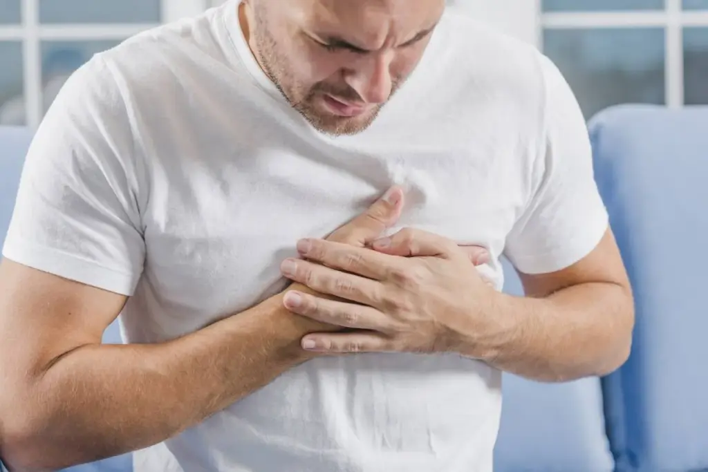 Cardiomyopathy: Scary Feelings In Your Chest 2 What is Cardiomyopathy?