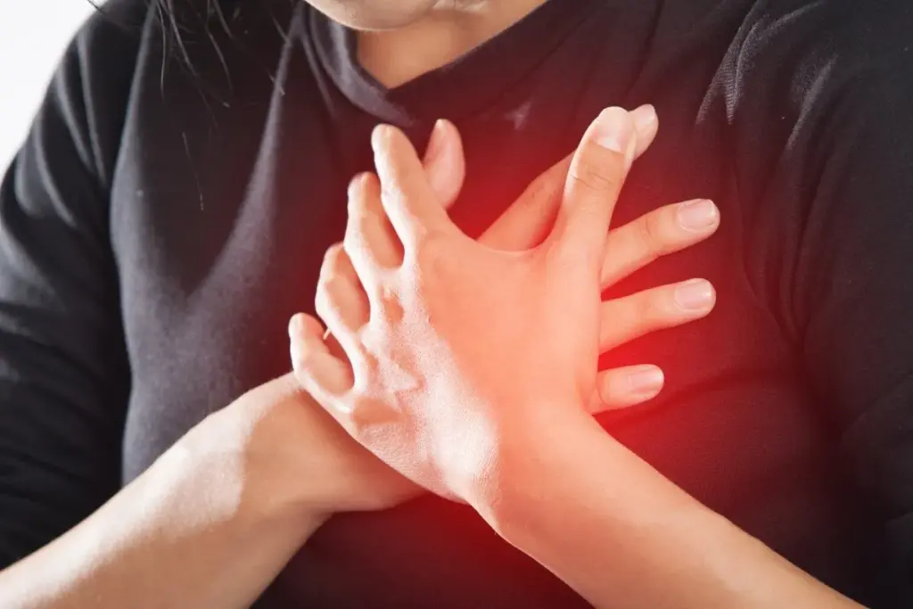 Valve: Scary Warning Signs Of Heart Disease 3 Common Types of Heart Valve Disease