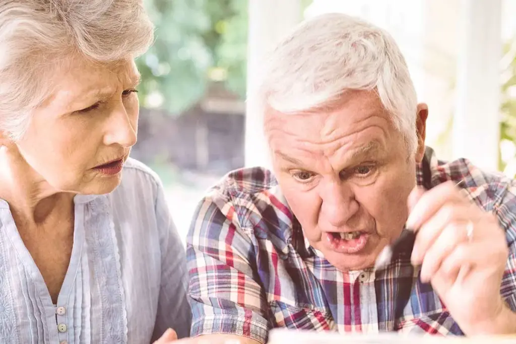 Do Dementia Patients Hallucinate? Understanding Hallucinations as a Symptom of Dementia 1 Do Dementia Patients Hallucinate? Understanding Hallucinations as a Symptom of Dementia