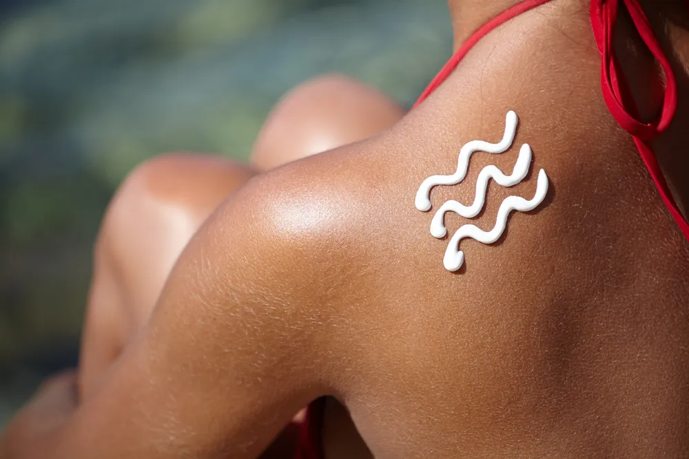 Sunburn Healing: Best Ways To Repair Skin 2 SEP 13429 image 2 LIV Hospital