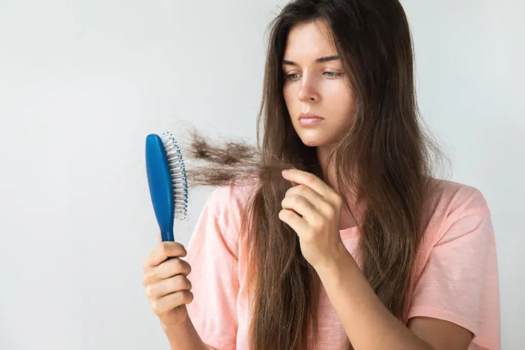 Why Does Lupus Cause Hair Loss and How to Treat It? 2 1. Understanding Why Lupus Causes Hair Loss