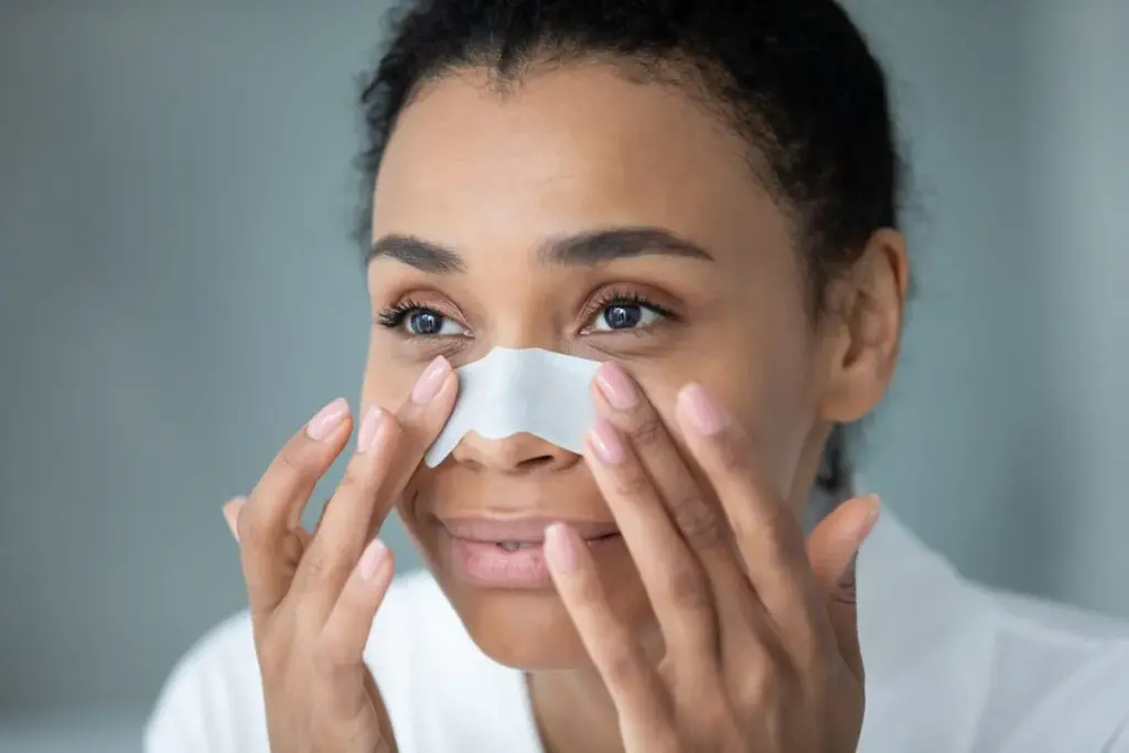 1. Understanding Blackheads on a Nose: Causes and Formation