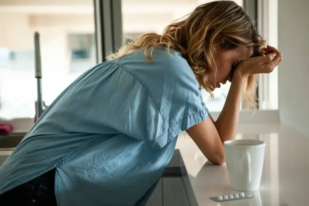 12 Signs of Low Cortisol in Females: Recognize Adrenal Insufficiency Symptoms. 2 Understanding the Symptoms of Low Cortisol in Females