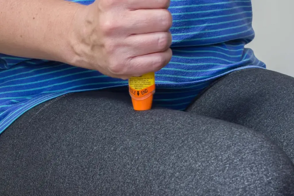 What's the Difference Between ADH and Aldosterone?